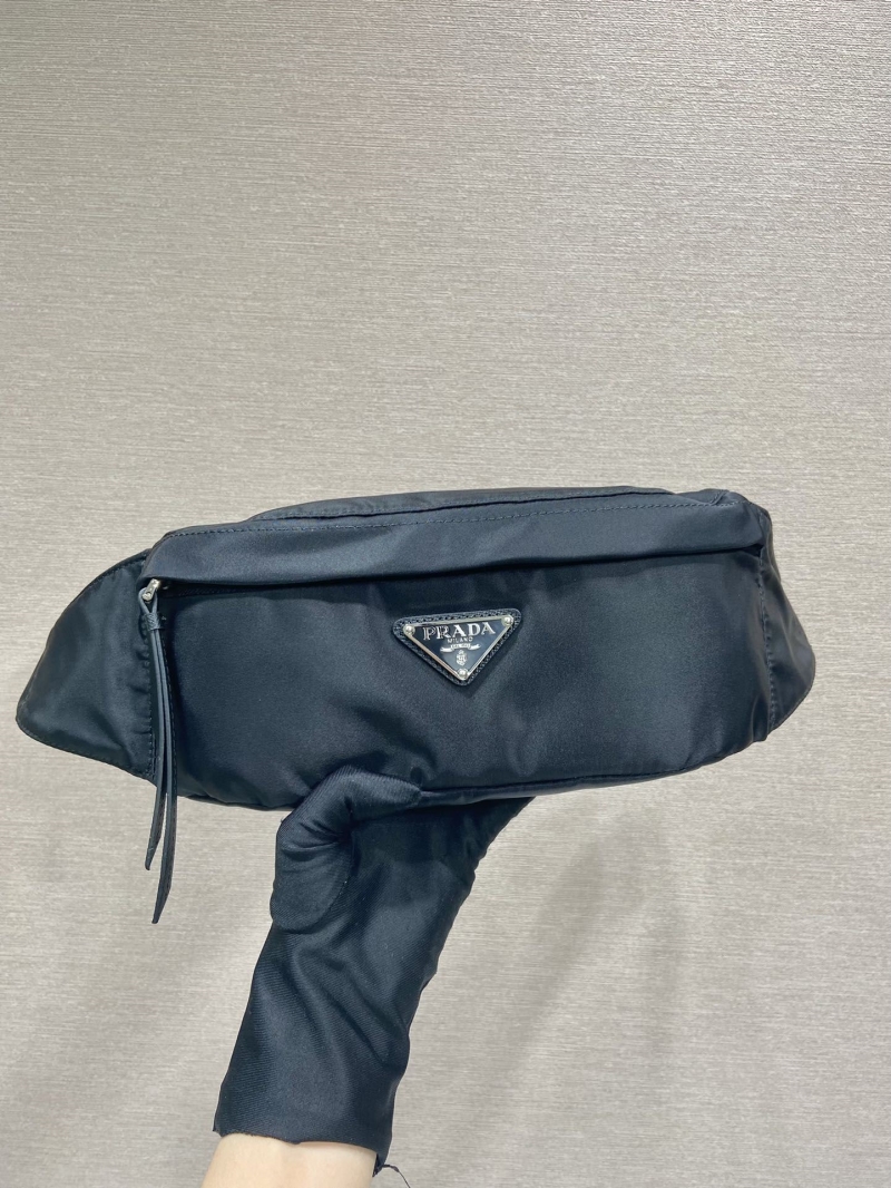 Pra*a waist chest packs